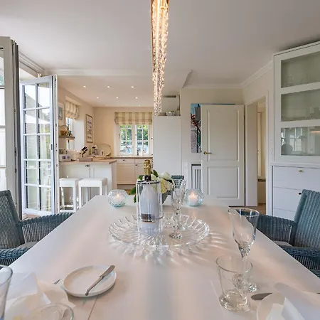 Lewe Daaling 1 Holiday home *